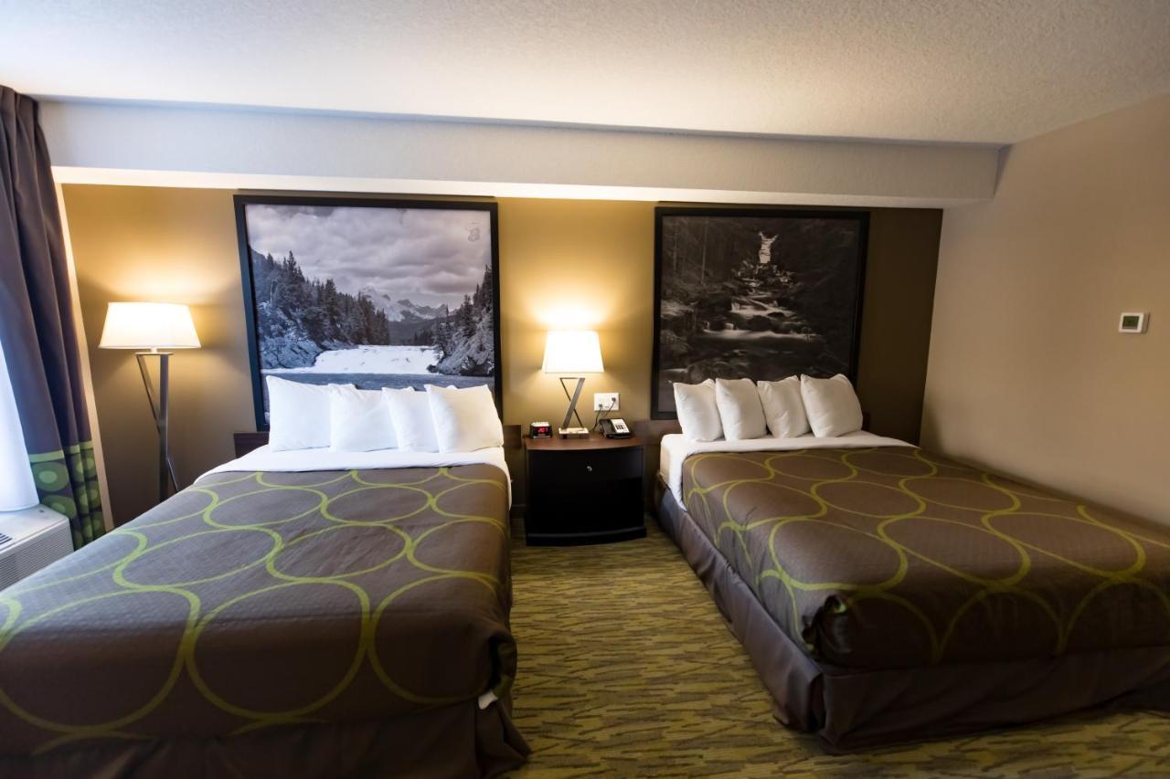 Super 8 By Wyndham Hotel Canmore