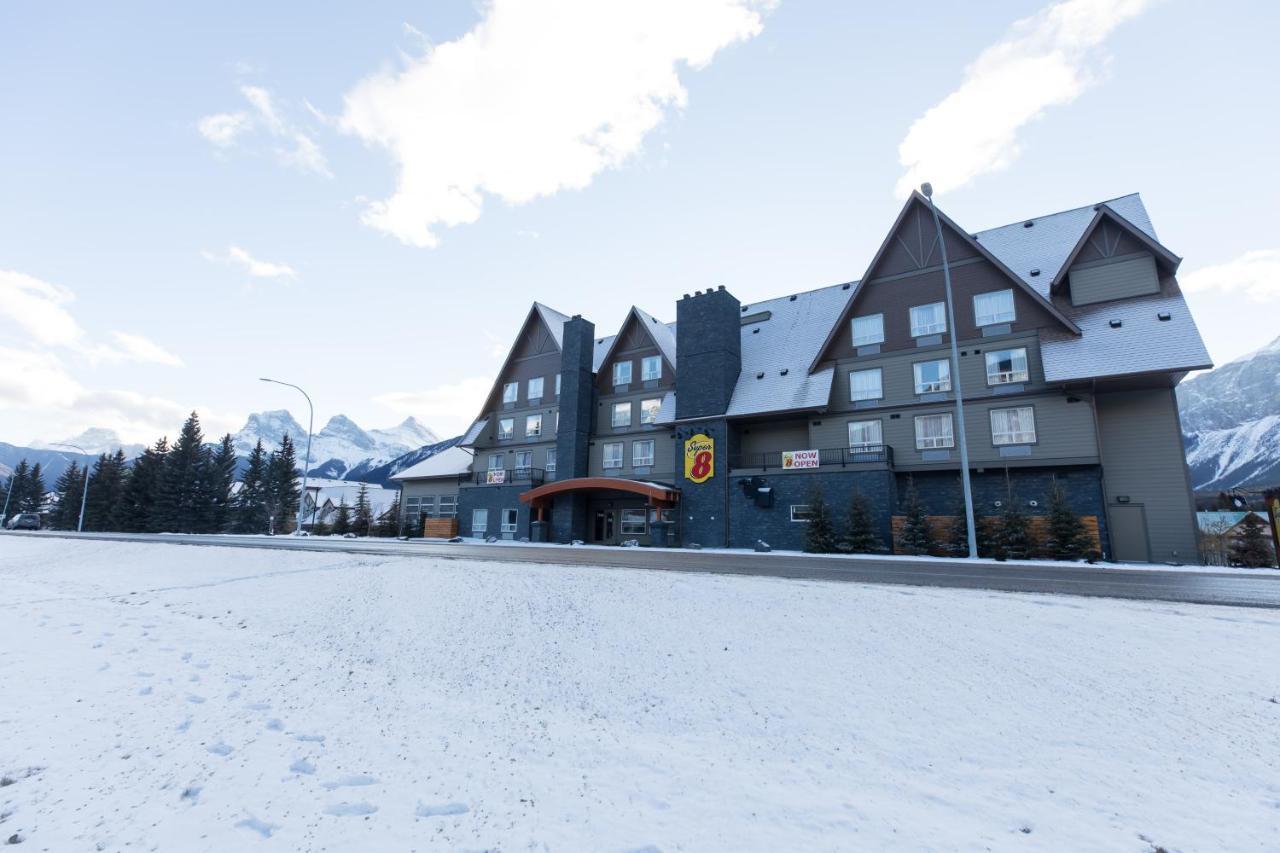 Hotel Super 8 By Wyndham 3*