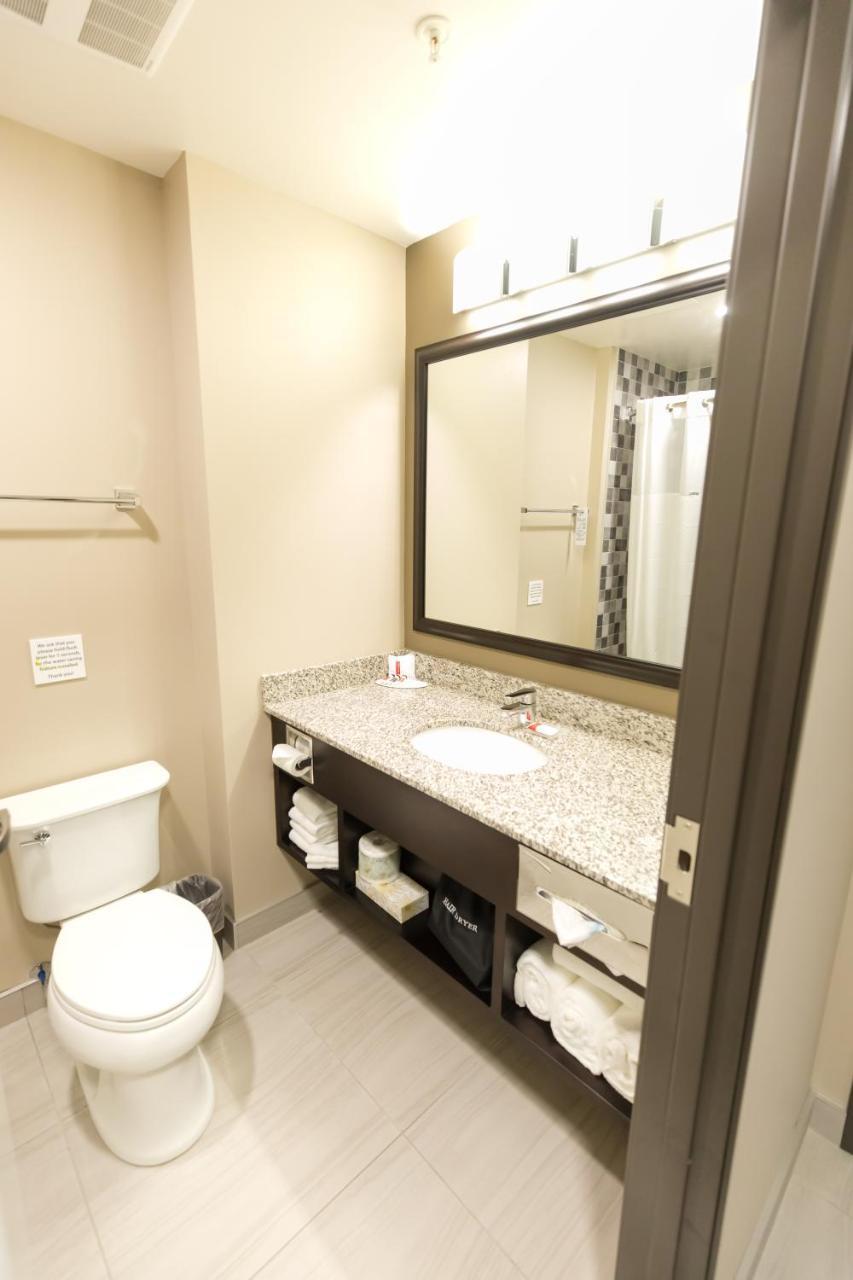 Super 8 By Wyndham Hotel 3*
